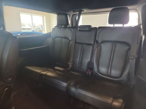 Used 2024 Jeep Wagoneer Series II AWD/4WD image 29