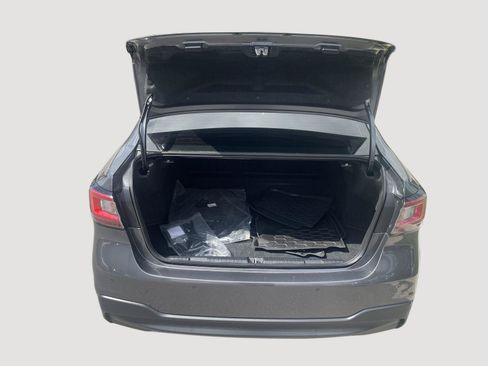 Certified 2025 Subaru Legacy Limited AWD/4WD image 15