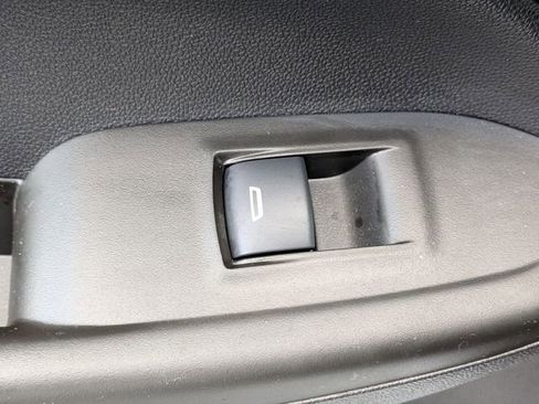 Used 2026 Chevrolet TrailBlazer LT w/ LT Cold Weather Package FWD image 29
