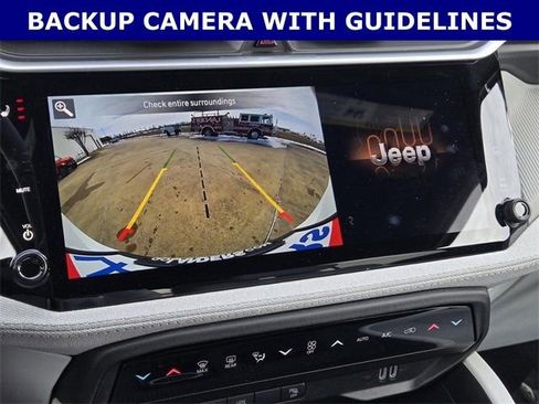 New 2026 Jeep Cherokee Laredo image 3