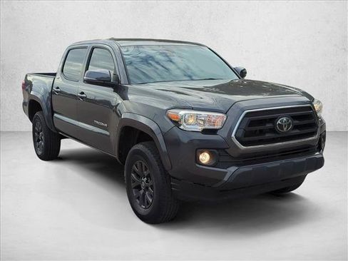 Used 2022 Toyota Tacoma SR5 image 3