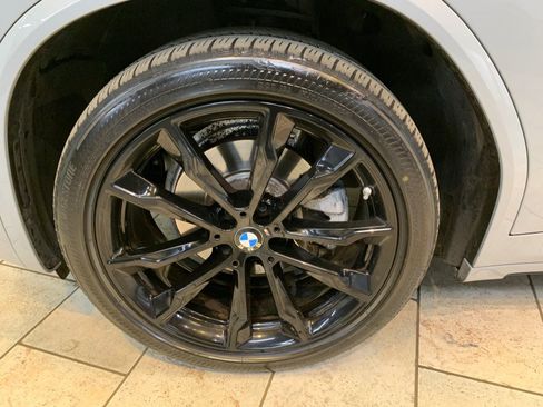 Used 2022 BMW X4 xDrive30i w/ M Sport Package 2 AWD/4WD image 12