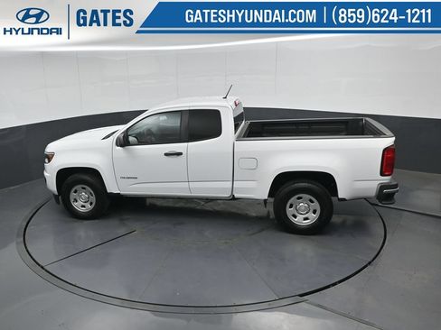 Used 2018 Chevrolet Colorado W/T w/ WT Convenience Package RWD image 44