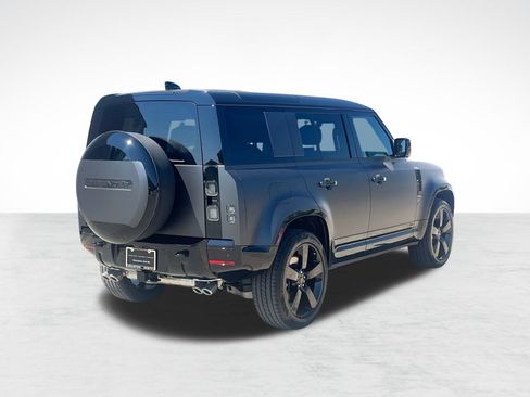 New 2026 Land Rover Defender 110 V8 image 9