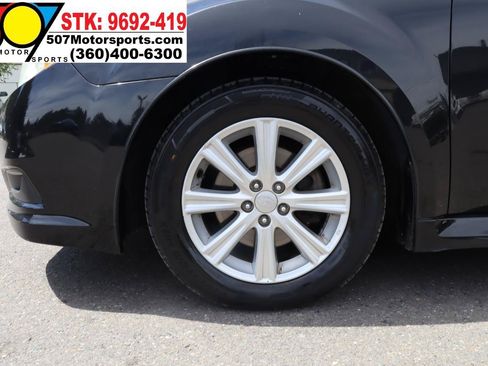 Used 2011 Subaru Legacy 2.5i Premium AWD/4WD image 26