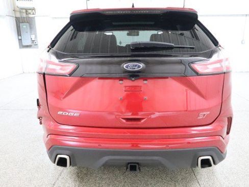 Used 2020 Ford Edge ST w/ Equipment Group 401A AWD/4WD image 8