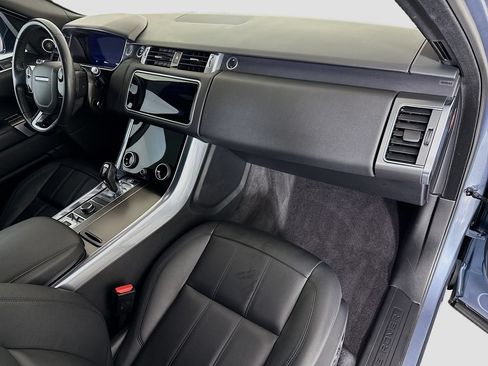 Used 2019 Land Rover Range Rover Sport SE AWD/4WD image 17