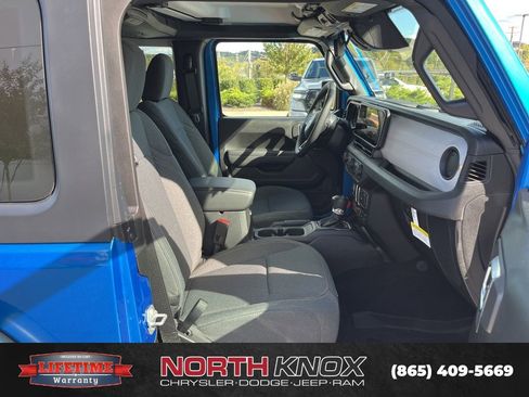 New 2026 Jeep Wrangler Sport AWD/4WD image 18