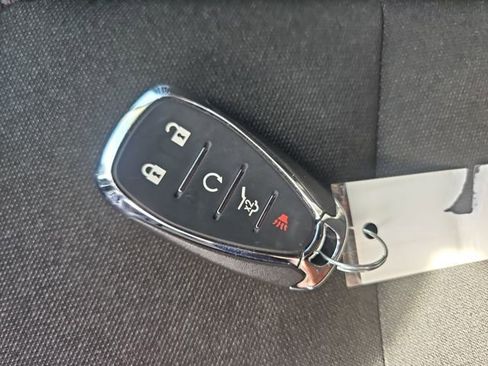 Used 2022 Chevrolet Equinox RS w/ LPO, Floor Liner Package image 28