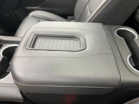Used 2023 Chevrolet Tahoe High Country AWD/4WD image 34