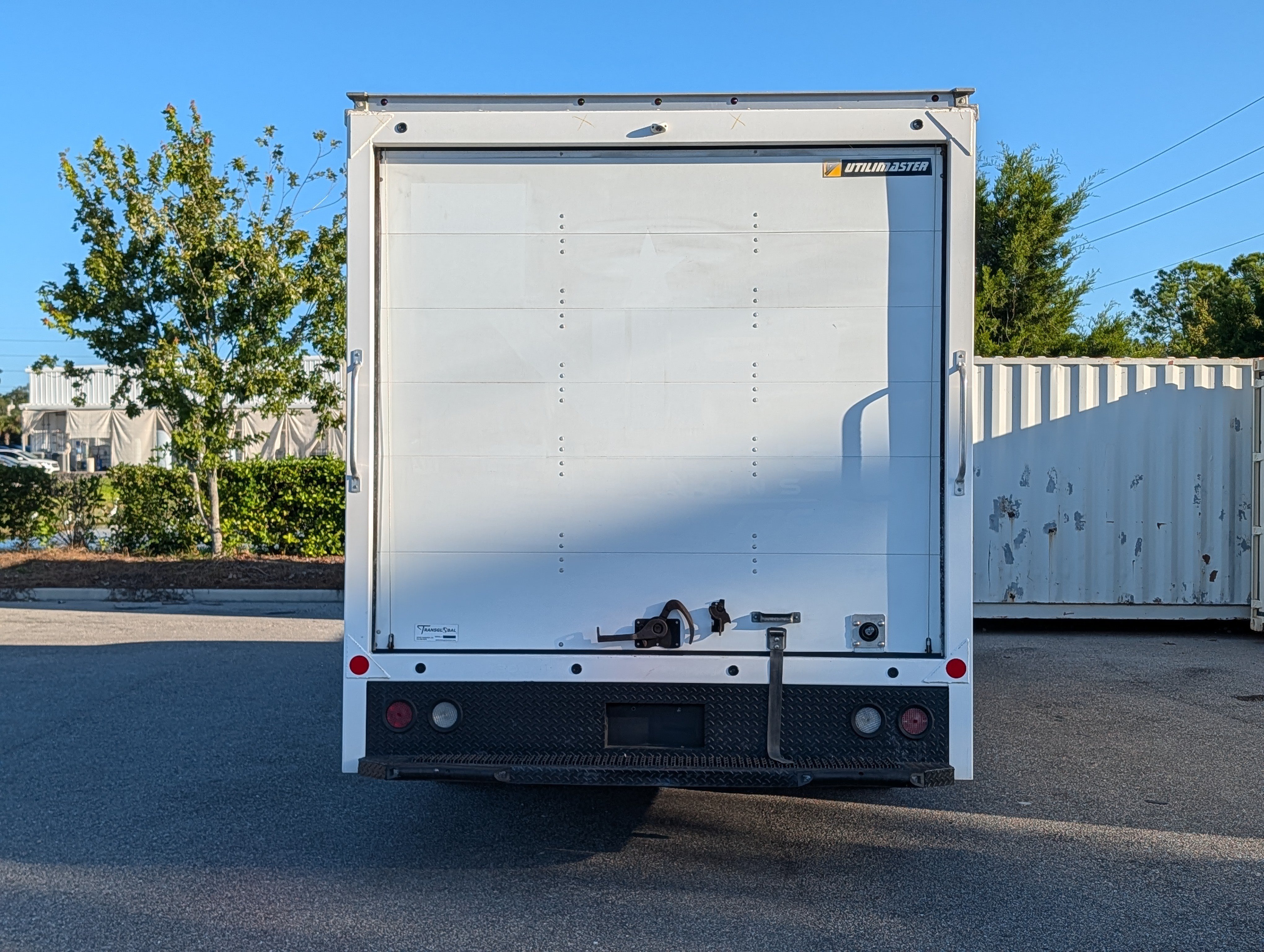 Used 2021 Chevrolet Express 3500 w/ Power Convenience Package RWD image 6
