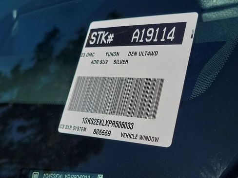 Used 2023 GMC Yukon Denali Ultimate AWD/4WD image 35