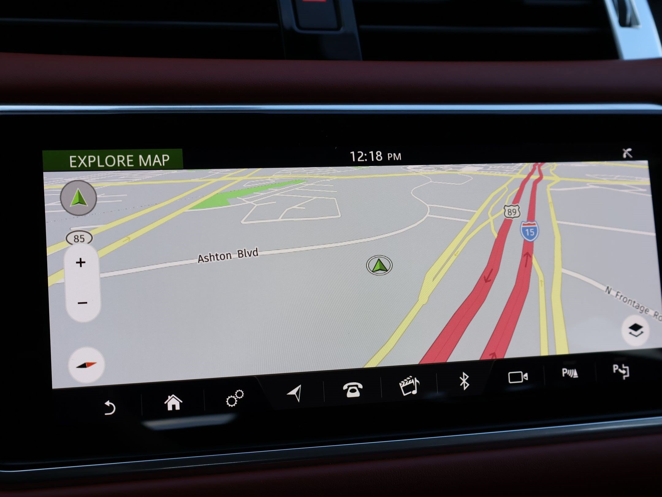 Used 2022 Land Rover Range Rover Sport SVR Carbon Edition AWD/4WD image 25