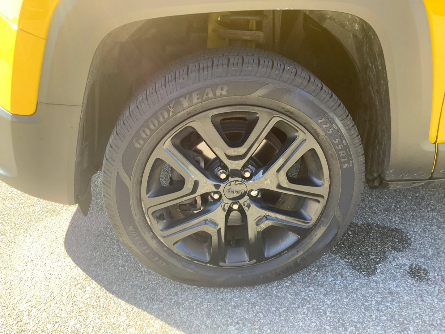 Used 2017 Jeep Renegade Altitude AWD/4WD image 29