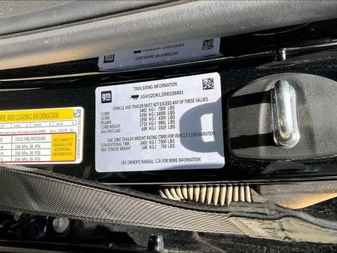 Used 2024 GMC Yukon Denali AWD/4WD image 33