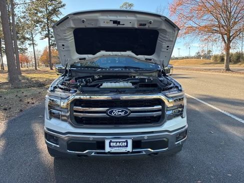 Used 2025 Ford F150 Lariat w/ Equipment Group 501A Mid image 21