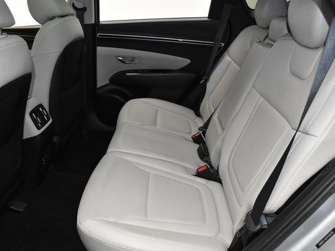 Used 2023 Hyundai Tucson Limited AWD/4WD image 35