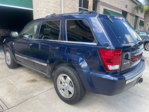 Used 2005 Jeep Grand Cherokee Limited AWD/4WD image 3