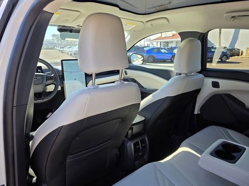 Used 2024 Ford Mustang Mach-E Premium image 19