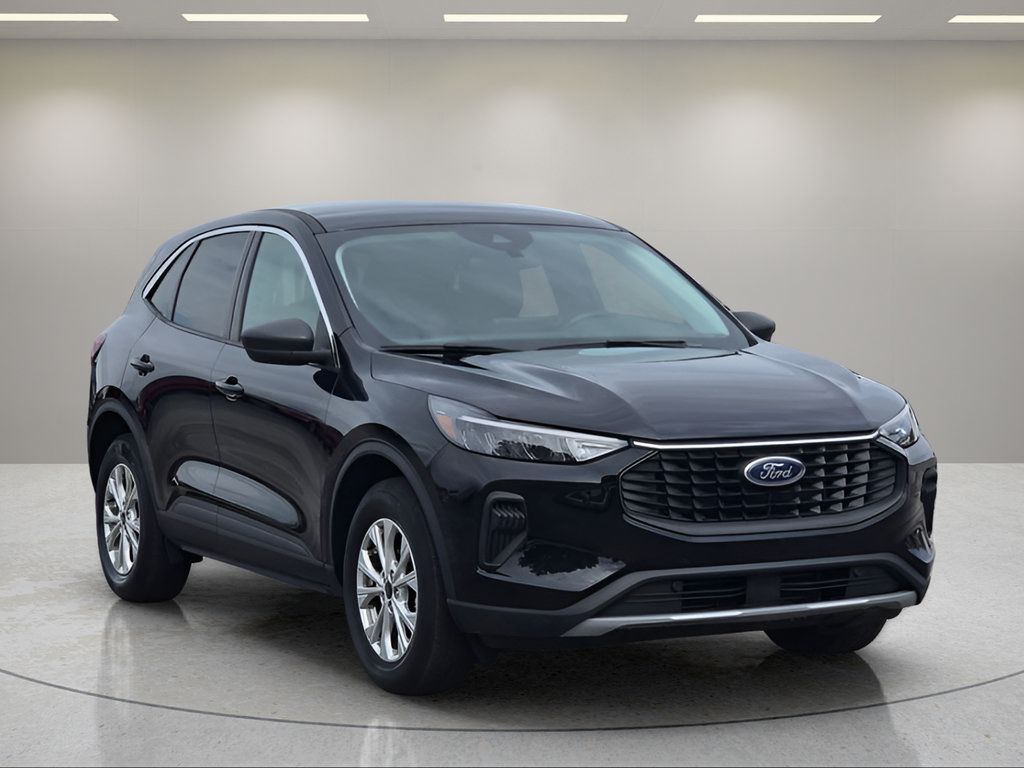 Certified 2024 Ford Escape Active AWD/4WD image 1