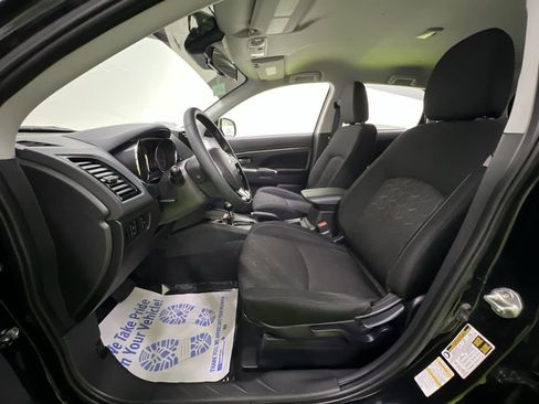 Used 2021 Mitsubishi Outlander Sport SE FWD image 17