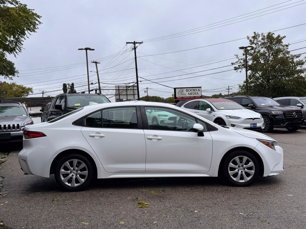 Used 2023 Toyota Corolla LE FWD image 7