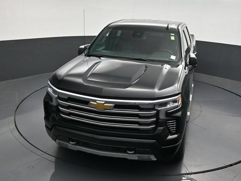 Used 2024 Chevrolet Silverado 1500 High Country RWD image 23