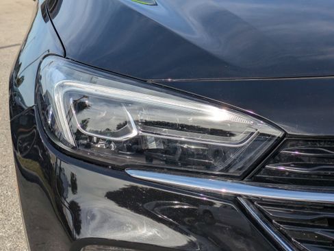 Used 2023 Buick Encore GX Essence w/ Experience Buick Package image 10