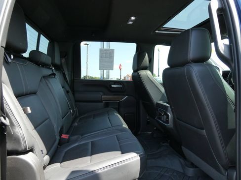 Certified 2022 Chevrolet Silverado 2500 High Country w/ Z71 Off-Road Package AWD/4WD image 16