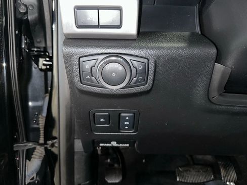 Used 2018 Ford F450 Platinum w/ Platinum Ultimate Package image 19