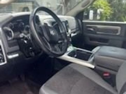 Used 2017 RAM 3500 Big Horn w/ Sport Appearance Group AWD/4WD image 5
