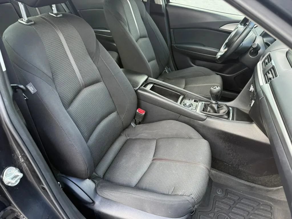 Used 2018 MAZDA MAZDA3 Grand Touring FWD image 15