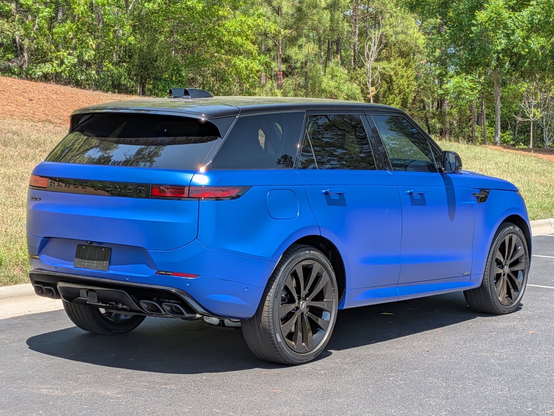 Used 2025 Land Rover Range Rover Sport Autobiography AWD/4WD image 30