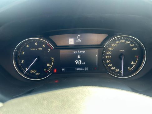 Used 2021 Cadillac XT4 Premium Luxury w/ Sun And Sound Package AWD/4WD image 22