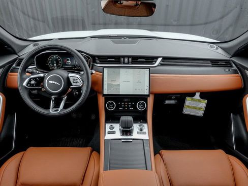 New 2026 Jaguar F-PACE R-Dynamic S image 19