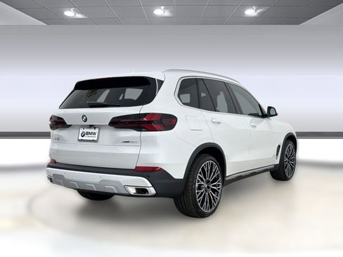 New 2026 BMW X5 xDrive40i image 9
