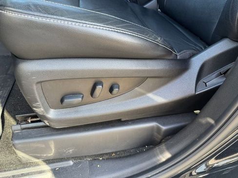 Used 2018 GMC Yukon SLT image 13