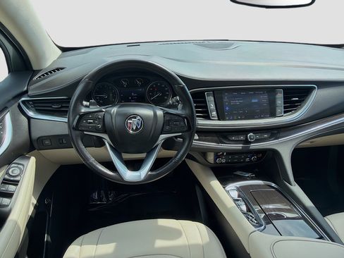 Used 2024 Buick Enclave Essence w/ Sport Touring Edition FWD image 20
