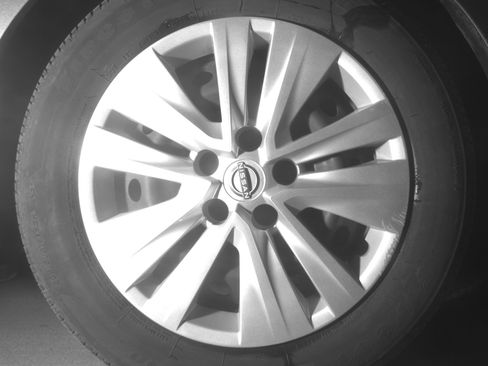 Used 2025 Nissan Sentra S FWD image 13