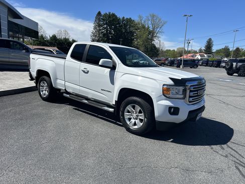 Used 2017 GMC Canyon SLE w/ SLE Convenience Package AWD/4WD image 16