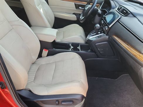 Used 2019 Honda CR-V Touring image 17