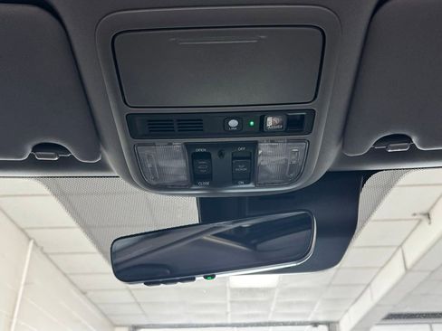 Used 2019 Honda Pilot Touring image 22