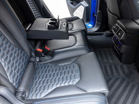 Used 2019 Lamborghini Urus image 64