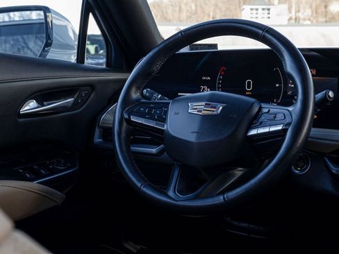 Used 2024 Cadillac XT4 Luxury w/ Trailering Package image 24