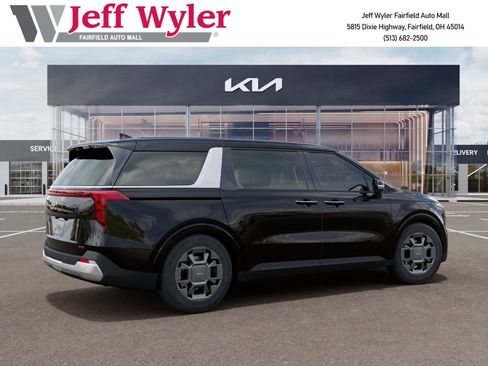 New 2026 Kia Carnival EX image 7