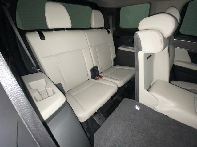 Used 2024 Hyundai Santa Fe Limited FWD image 24