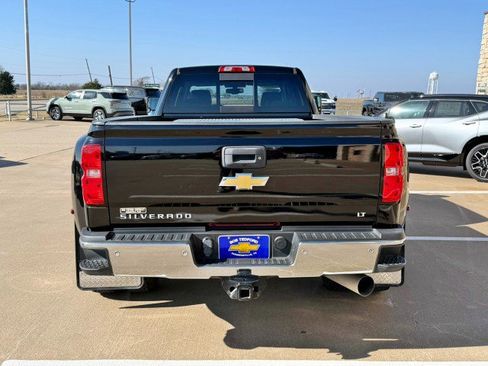 Used 2017 Chevrolet Silverado 3500 LT w/ LT Convenience Package image 4