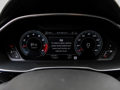 Used 2023 Audi Q3 2.0T Premium Plus w/ Premium Plus Package image 23