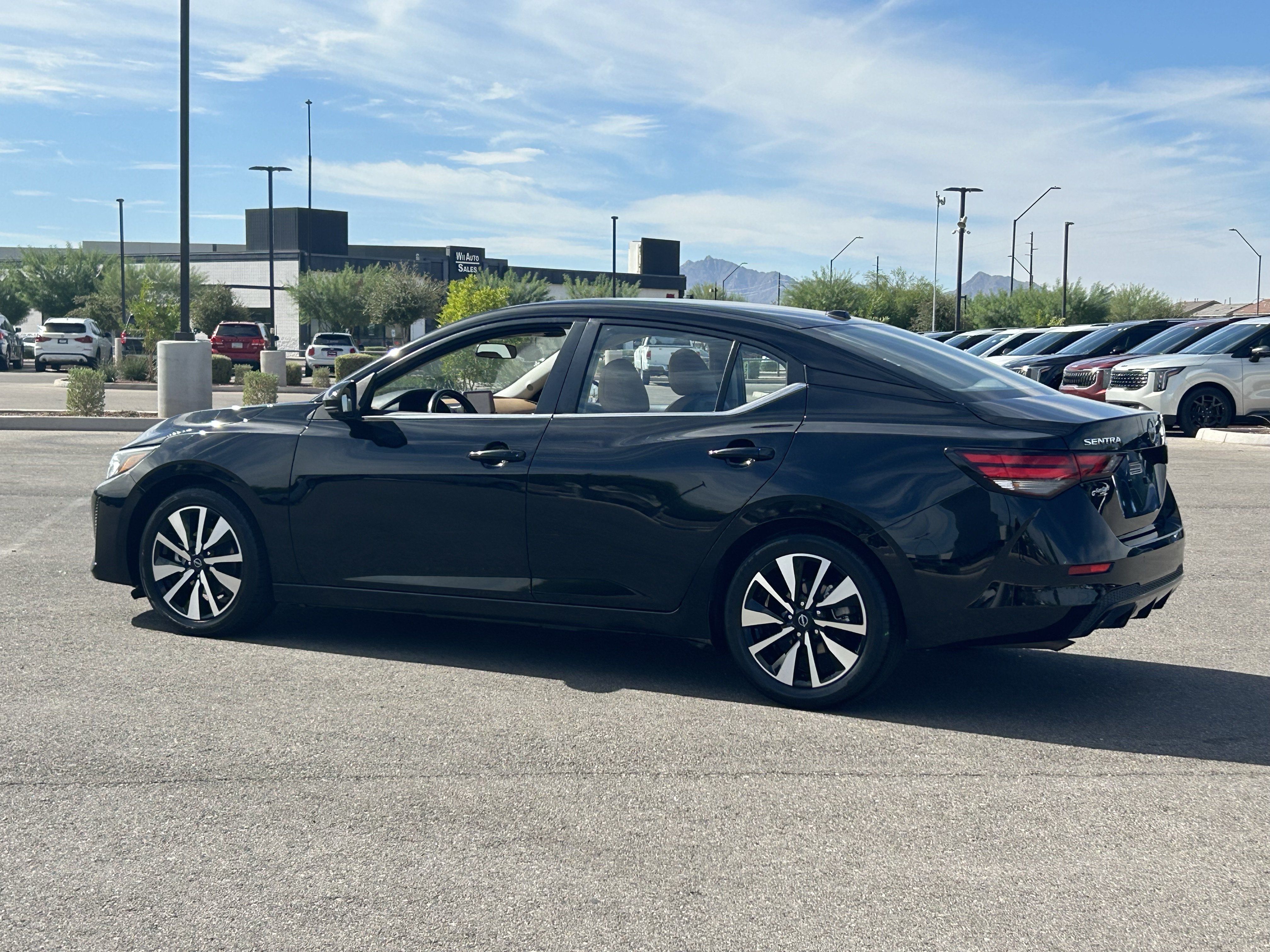 Used 2025 Nissan Sentra SV w/ SV Premium Package FWD image 3