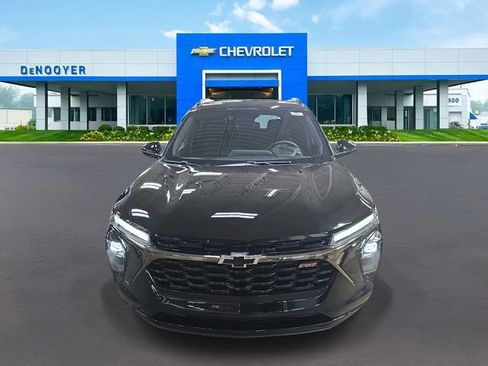 New 2026 Chevrolet Trax RS w/ Sunroof Package image 3